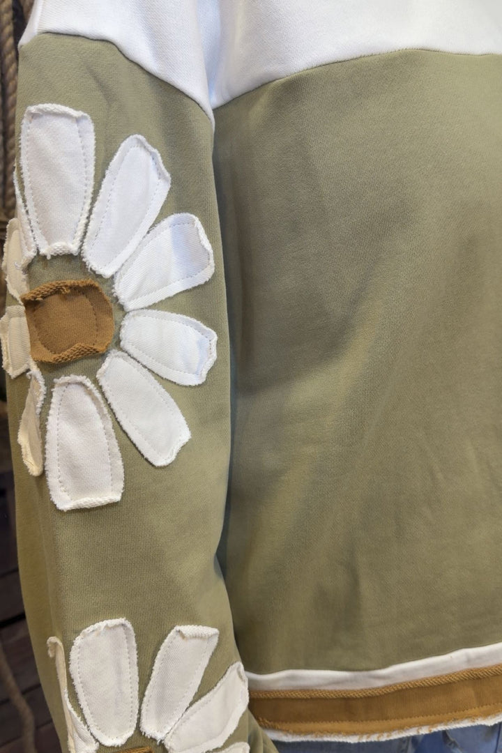 Earth &amp; Petal Daisy Top