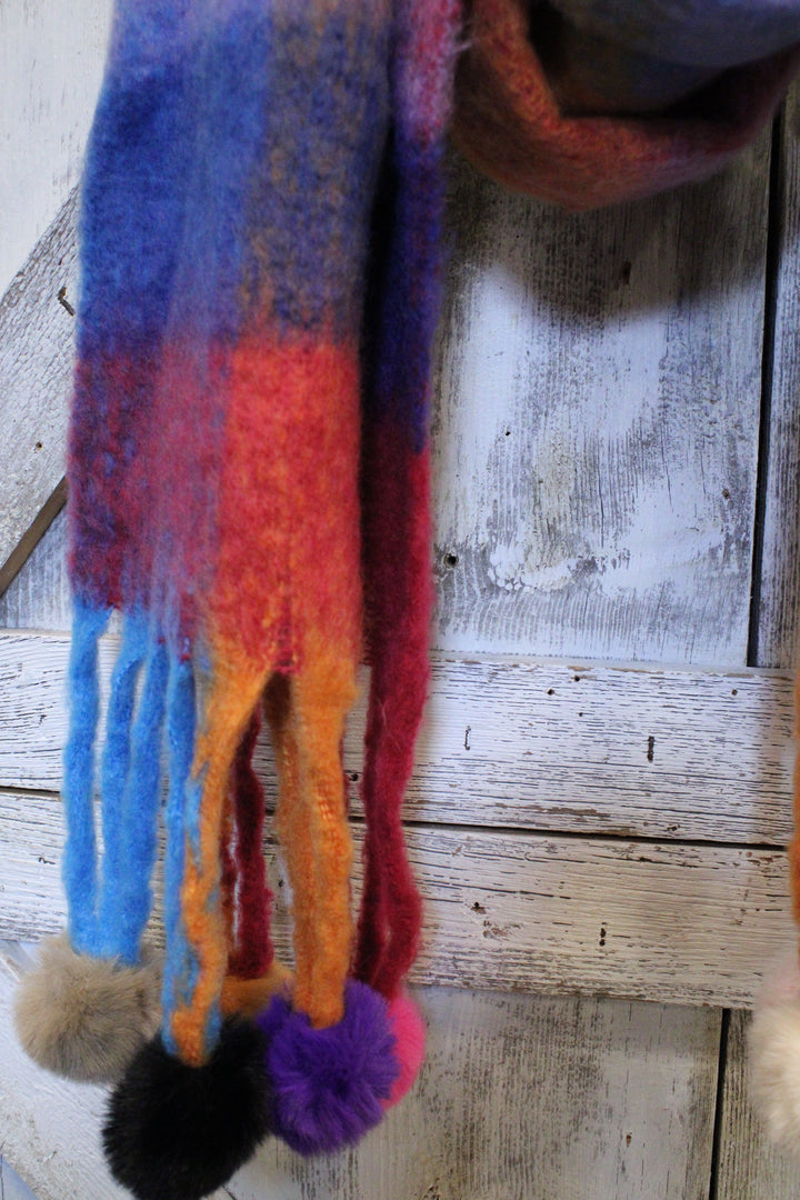 Pom Pom Scarf