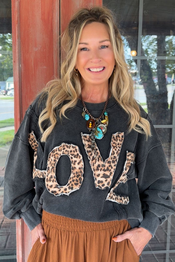 Leopard Love Sweatshirt