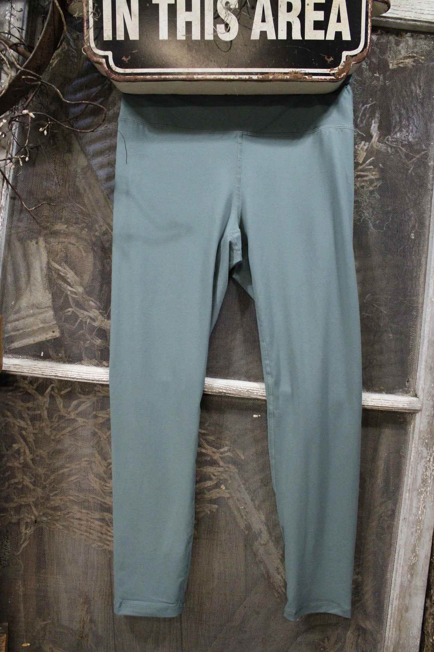 Tidewater Teal Butter Leggings