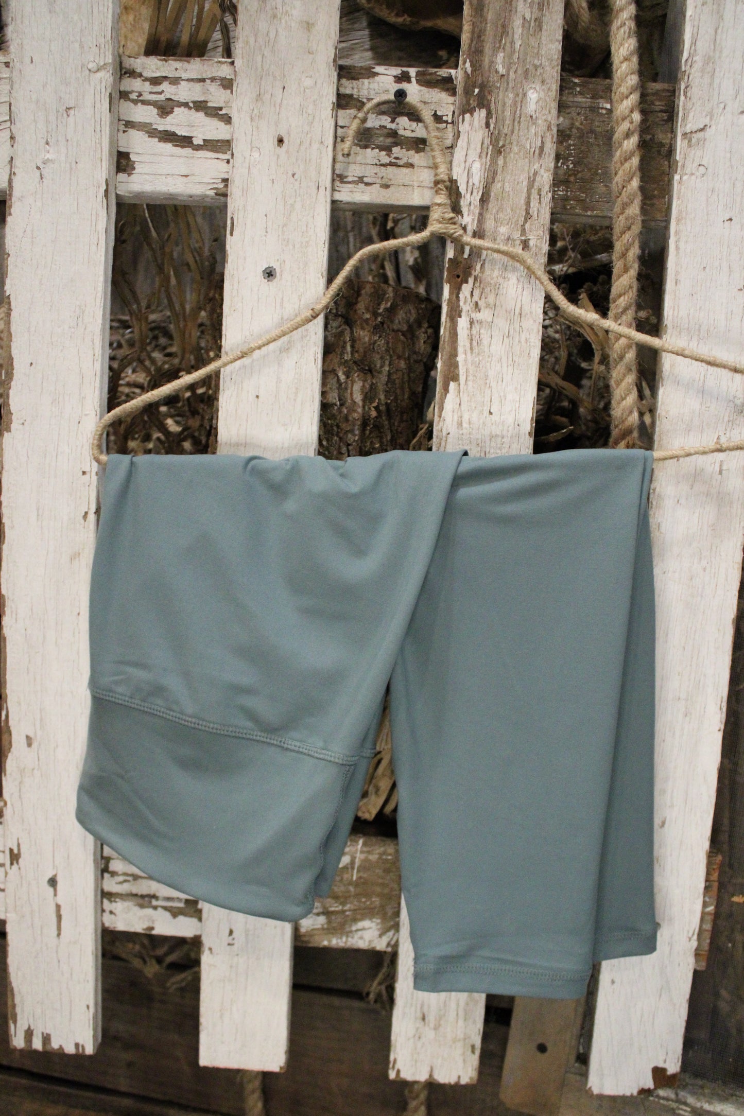Tidewater Teal Butter Leggings