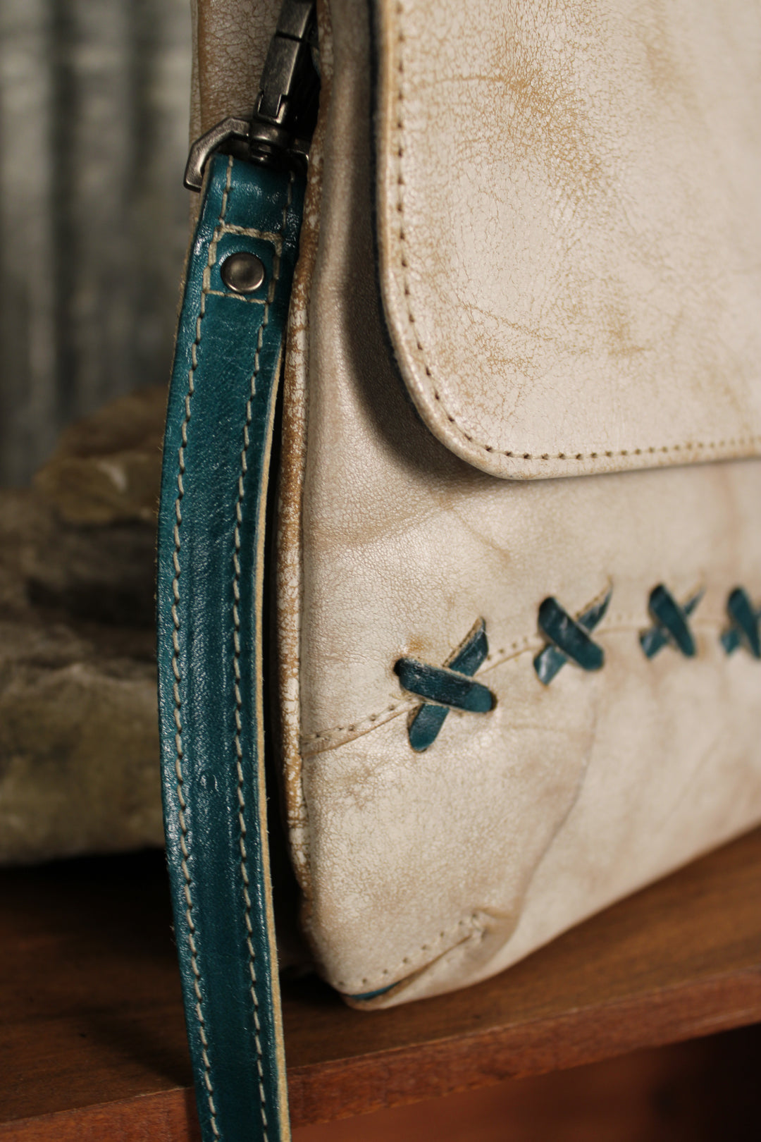 Bed|Stu Cleo Nectar Lux Arctic Teal Rustic Handbag
