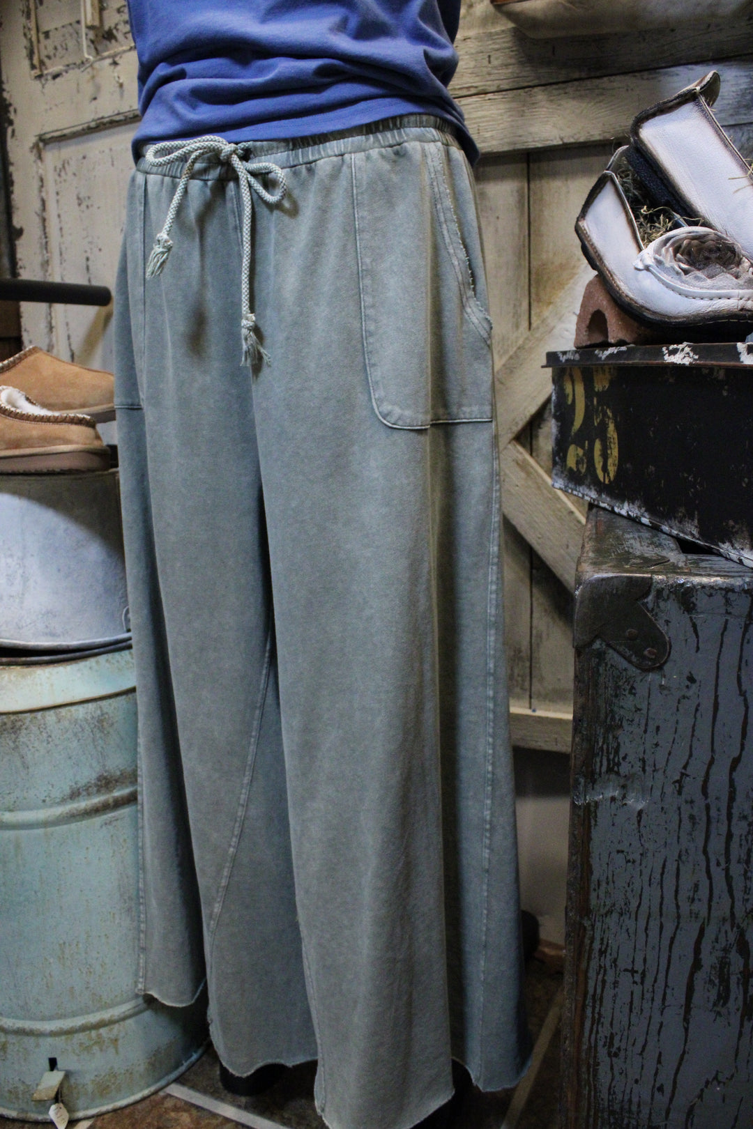 Kick Back Ash Green Casual Pants