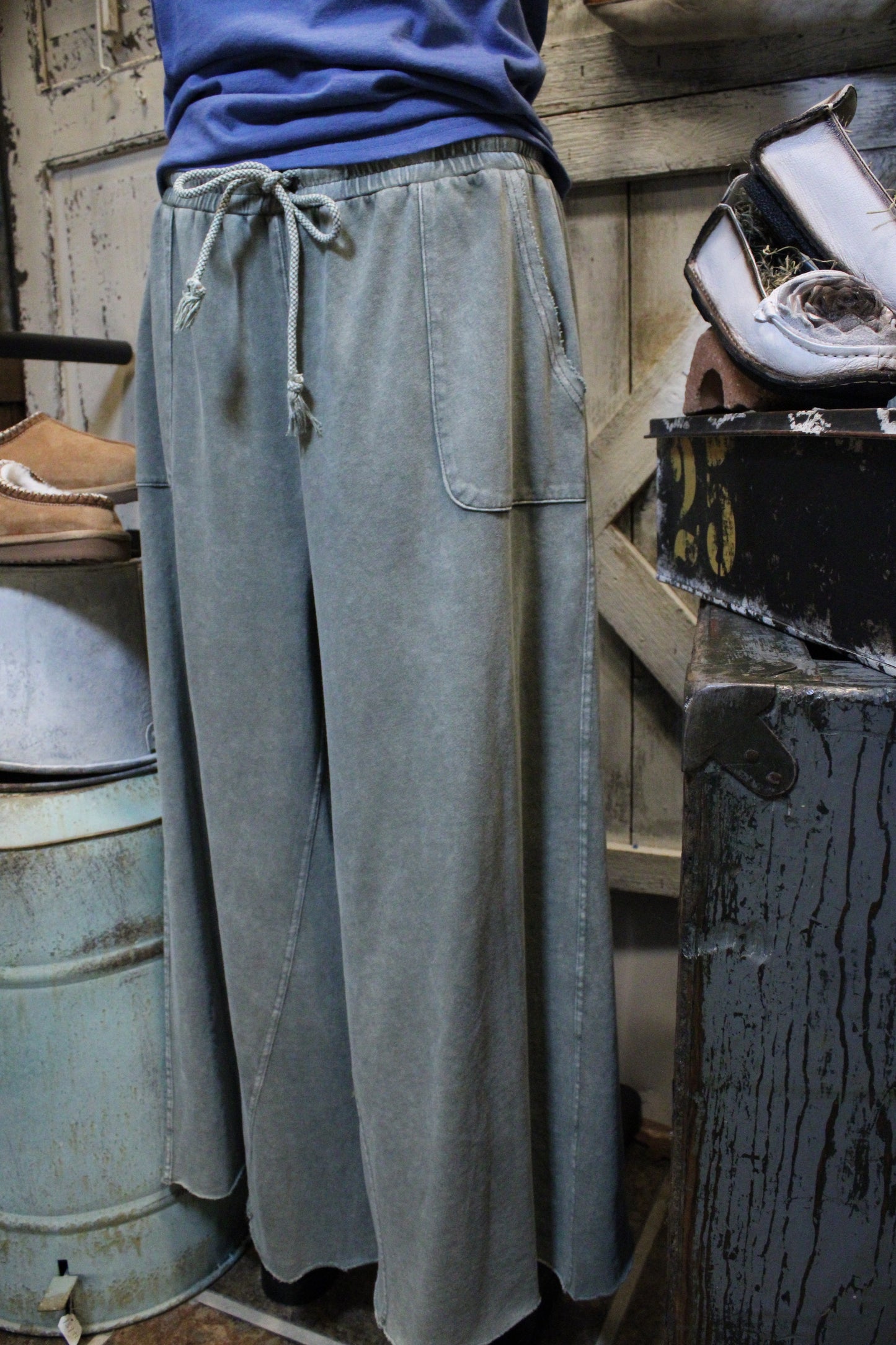 Kick Back Ash Green Casual Pants