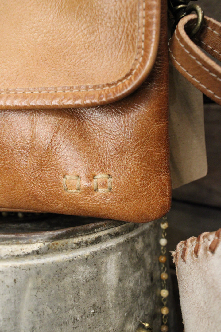 Bed|Stu Ziggy Tan Rustic Handbag