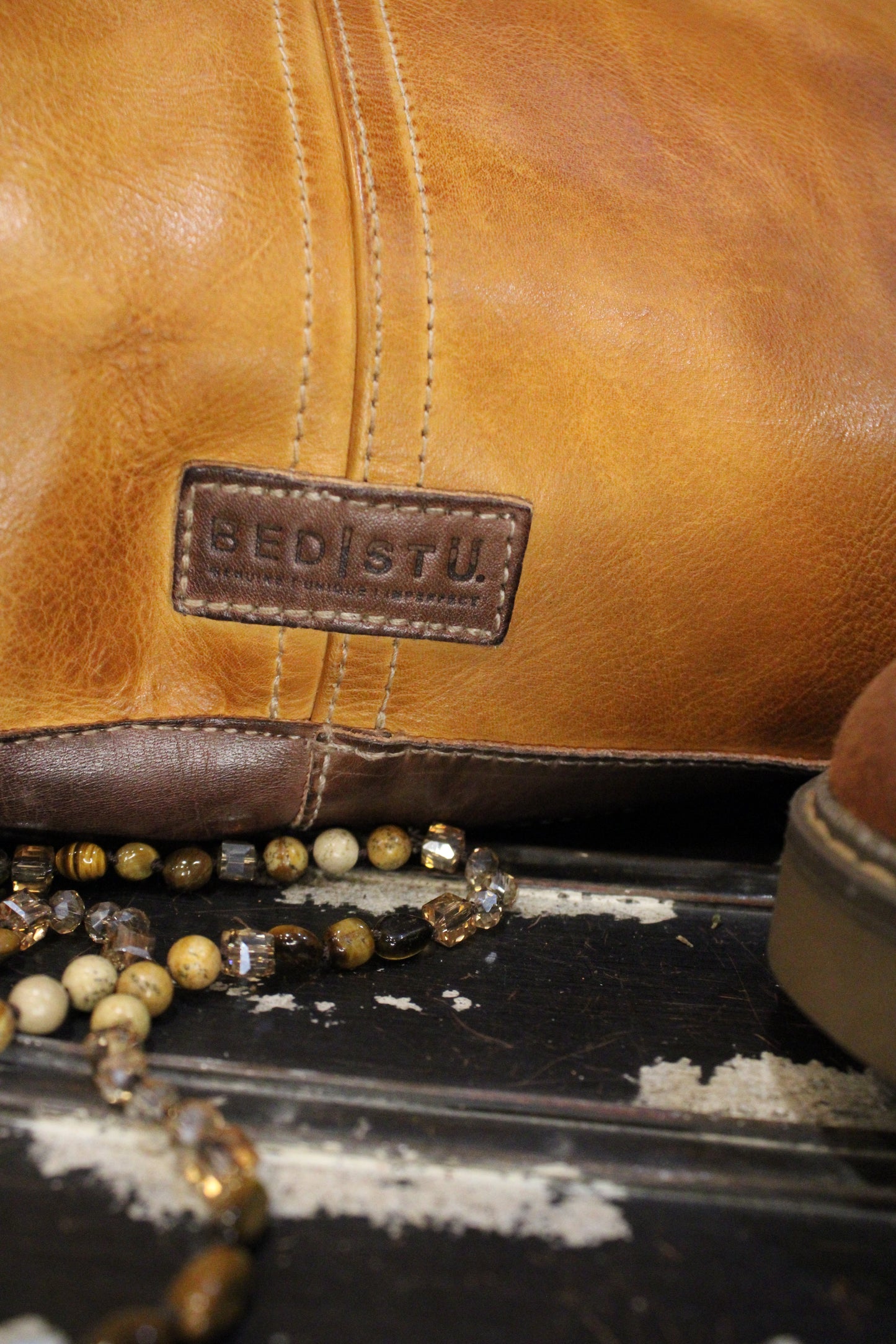 Bed|Stu Argus Cafe Latte Rustic Handbag