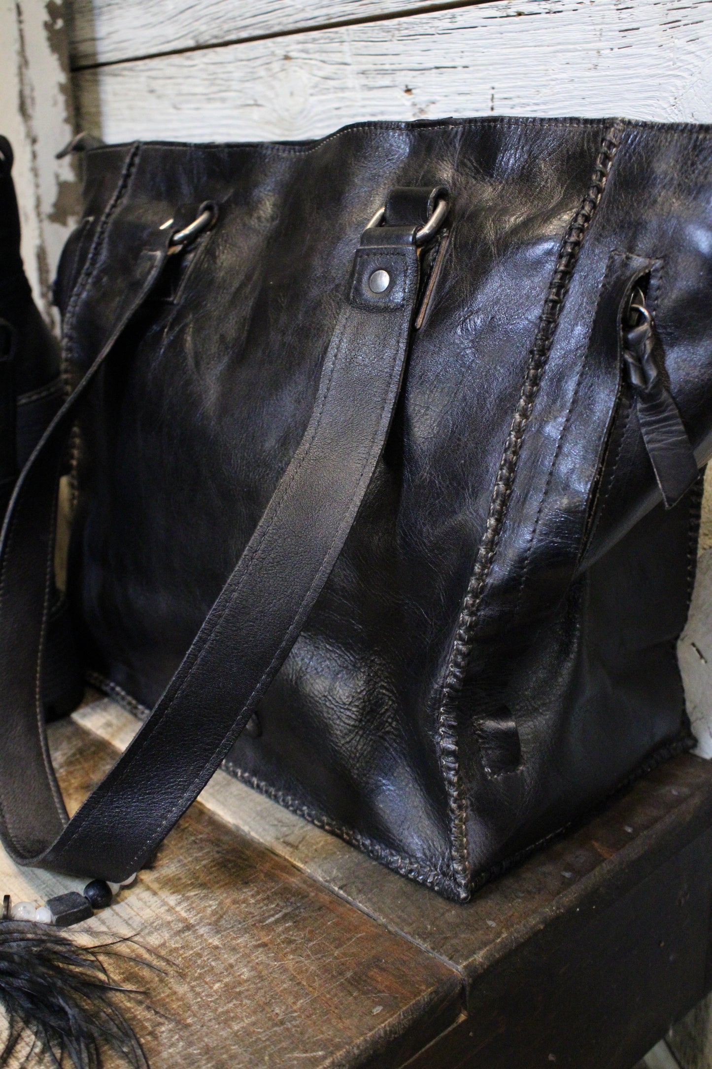 Bed|Stu Celindra LTC Black Rustic Handbag