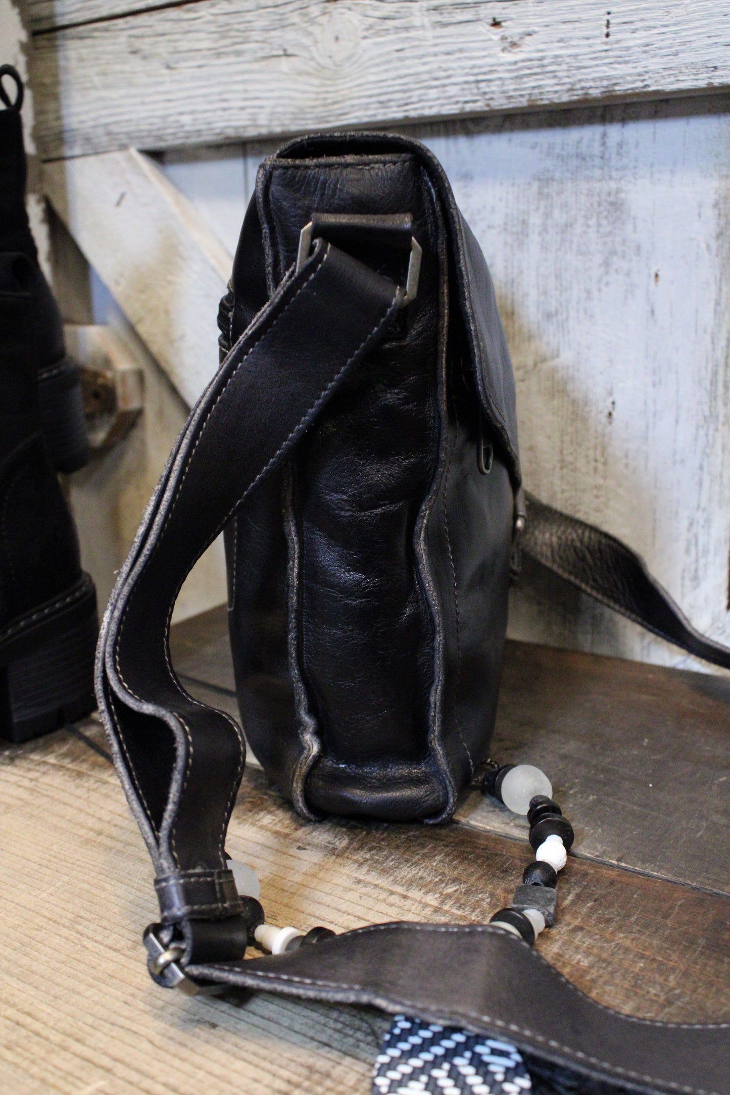 Bed|Stu Venice Beach Black Rustic Handbag