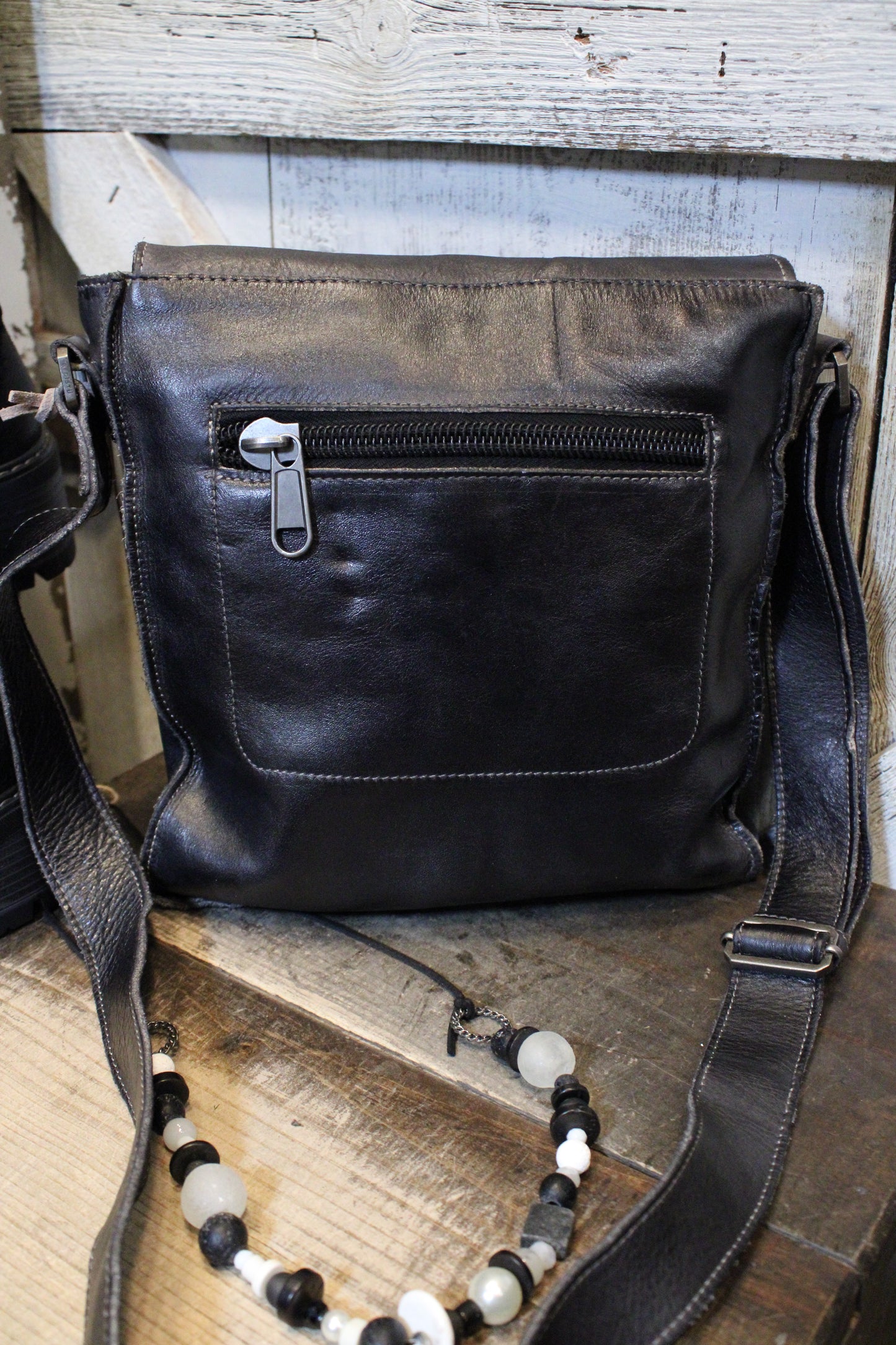 Bed|Stu Venice Beach Black Rustic Handbag