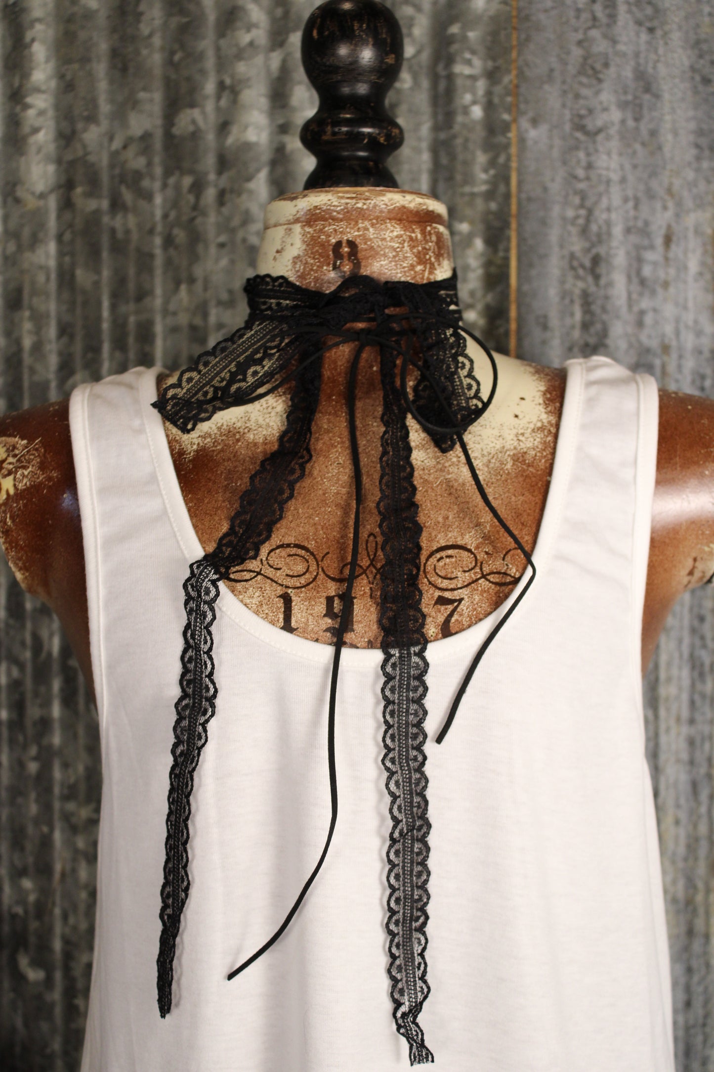 Midnight Lace Choker