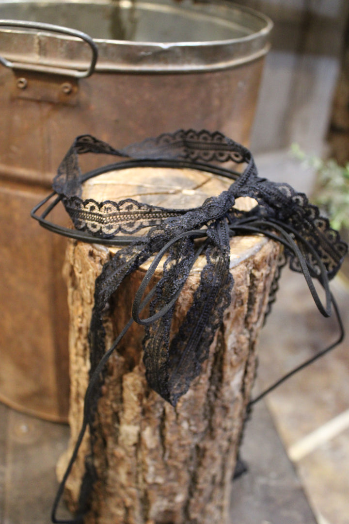 Midnight Lace Choker