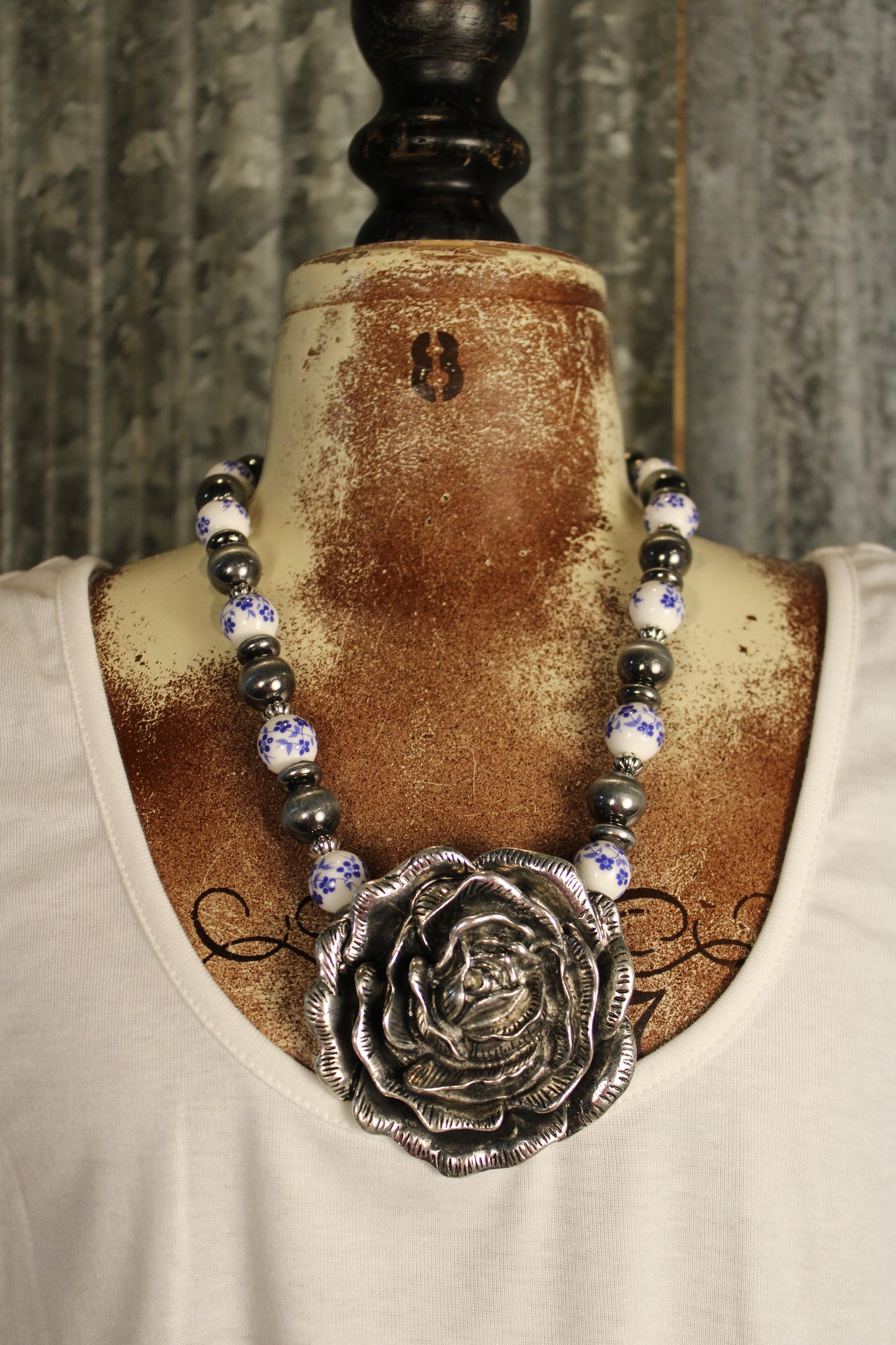 Savannah Silver Rose Necklace