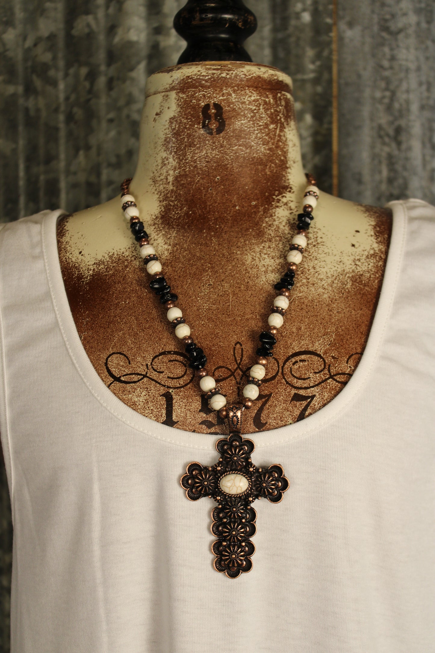 Midnight Grace Copper Necklace