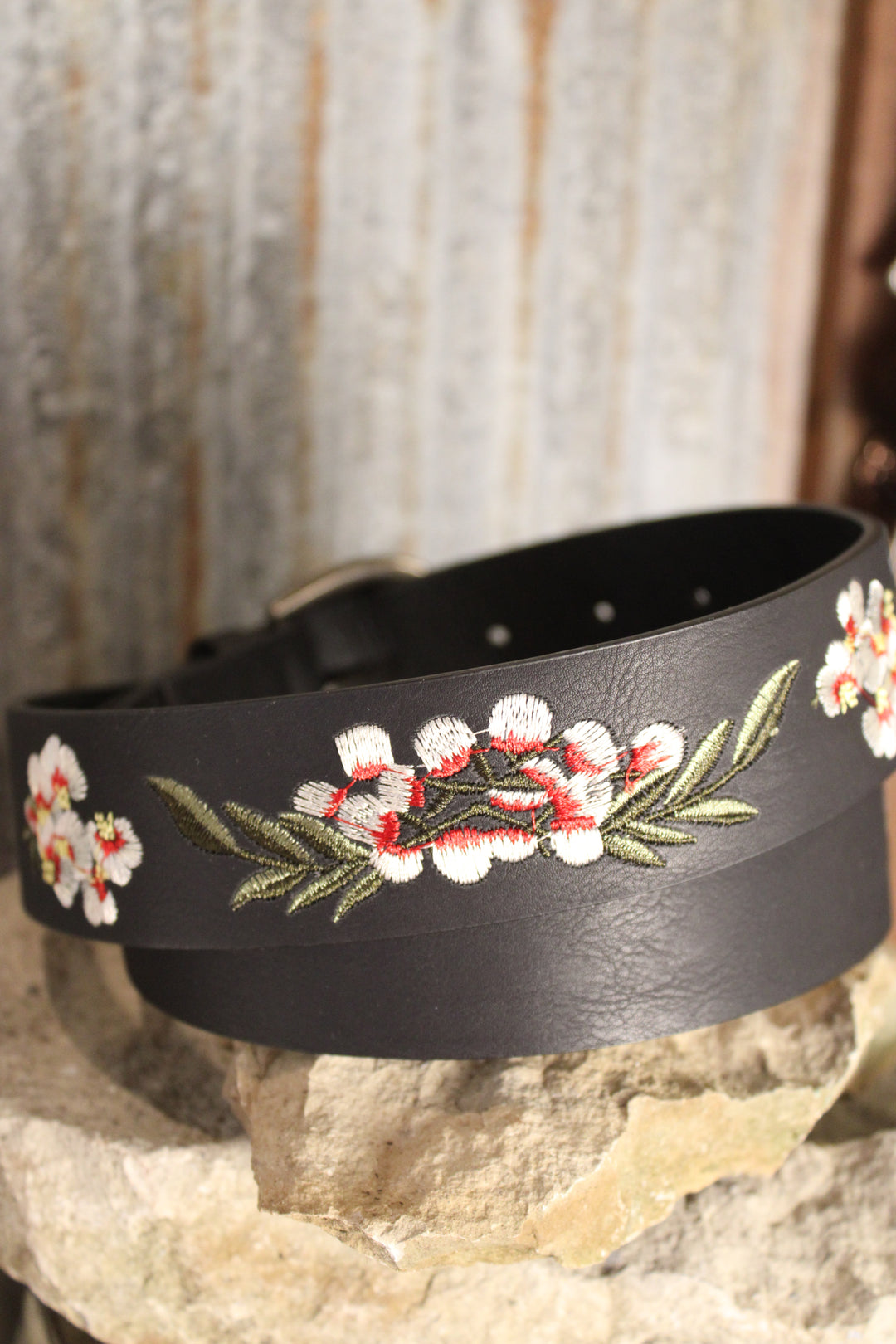 Hibiscus Breeze Black Belt