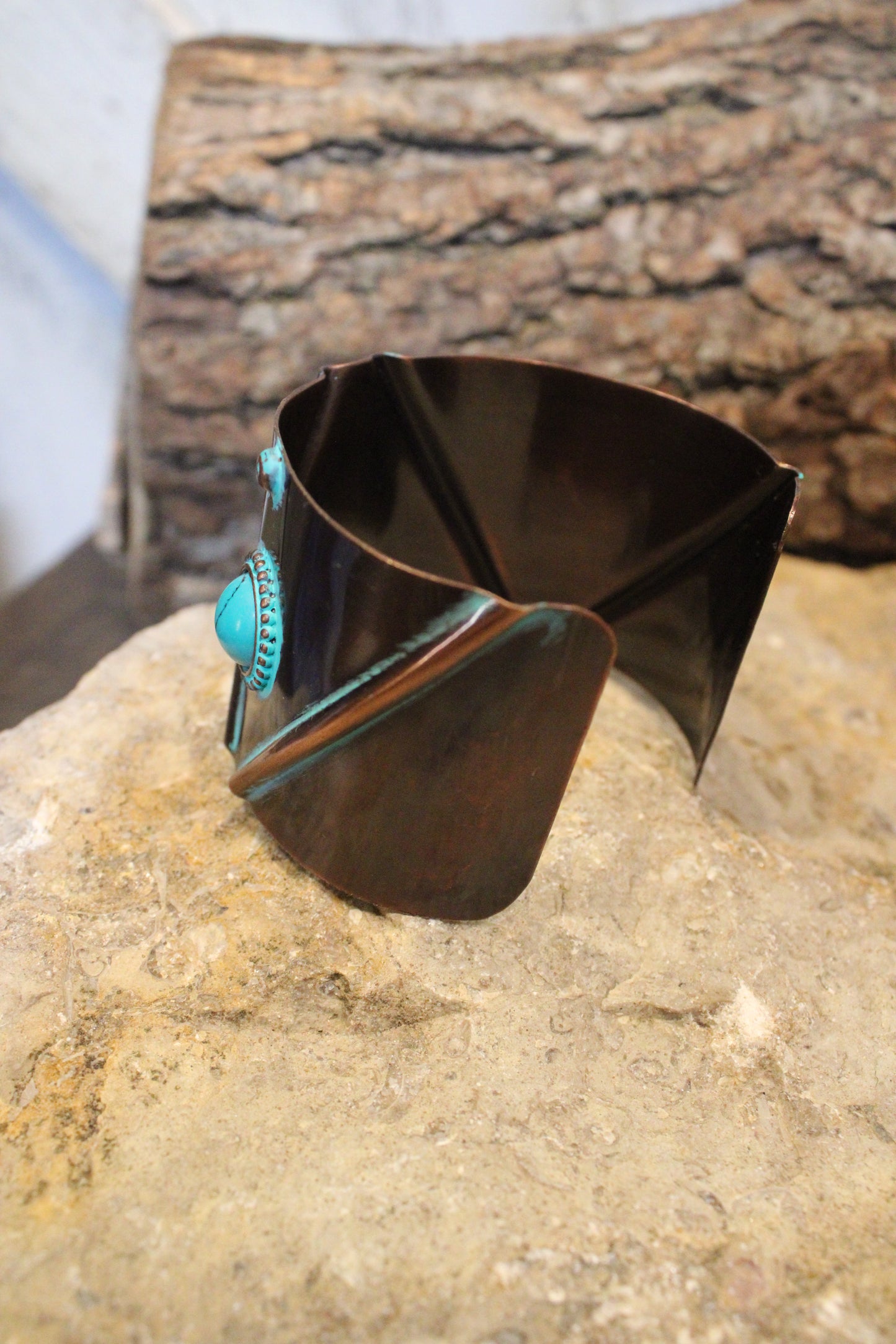 Artisan-Crafted Turquoise Cuff