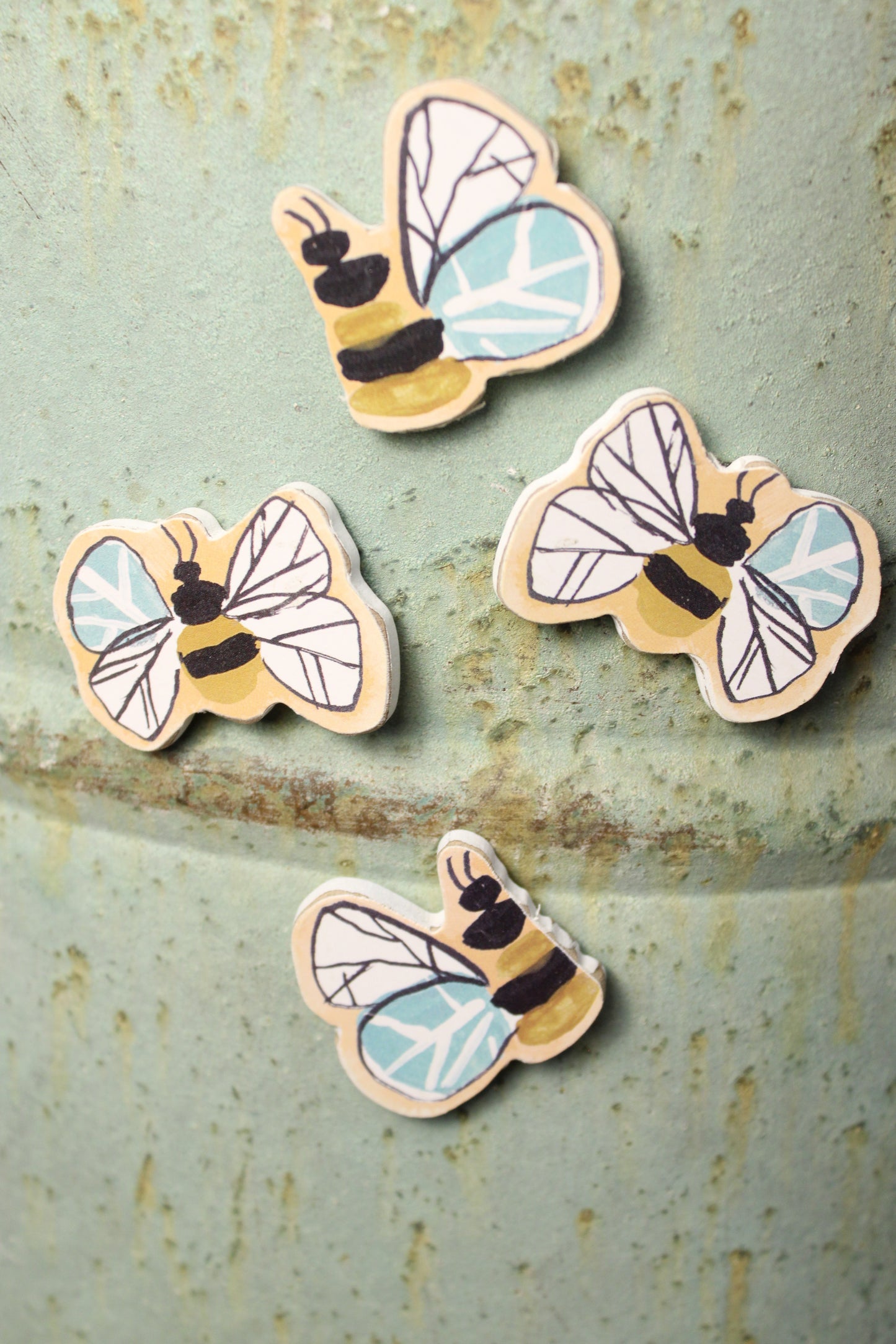 Bees Magnet Set