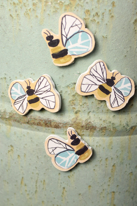 Bees Magnet Set