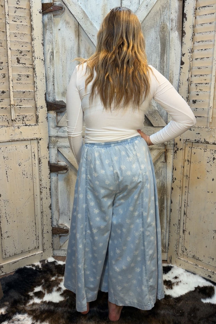 Fresh As A Daisy Pants