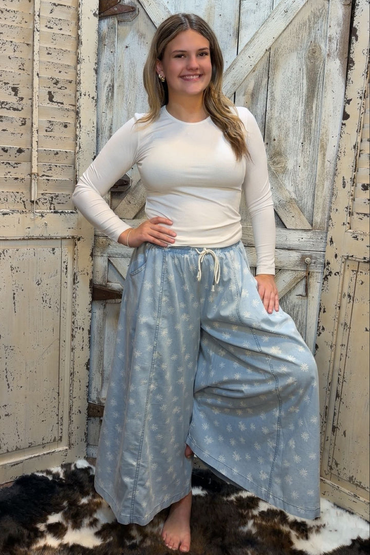 Fresh As A Daisy Pants