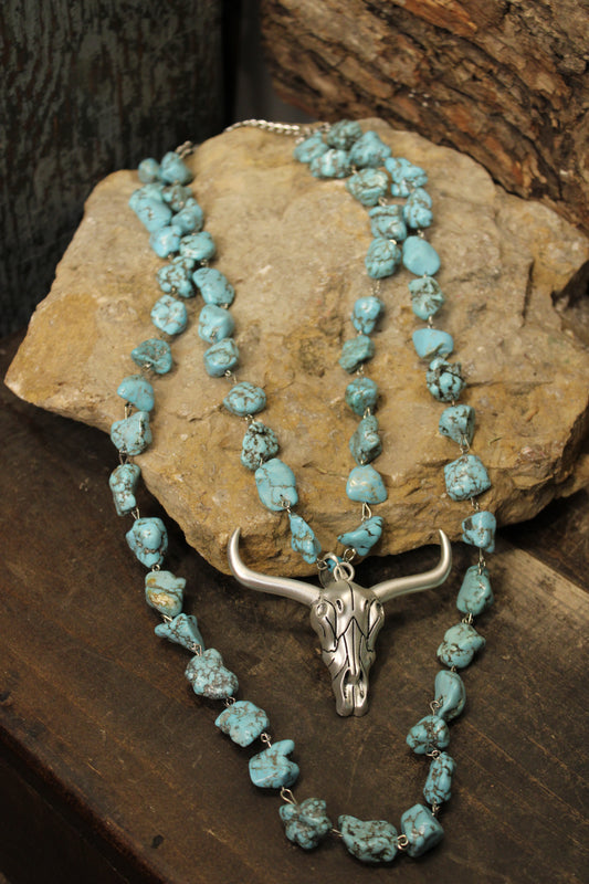 Horizon Horn Turquoise Necklace