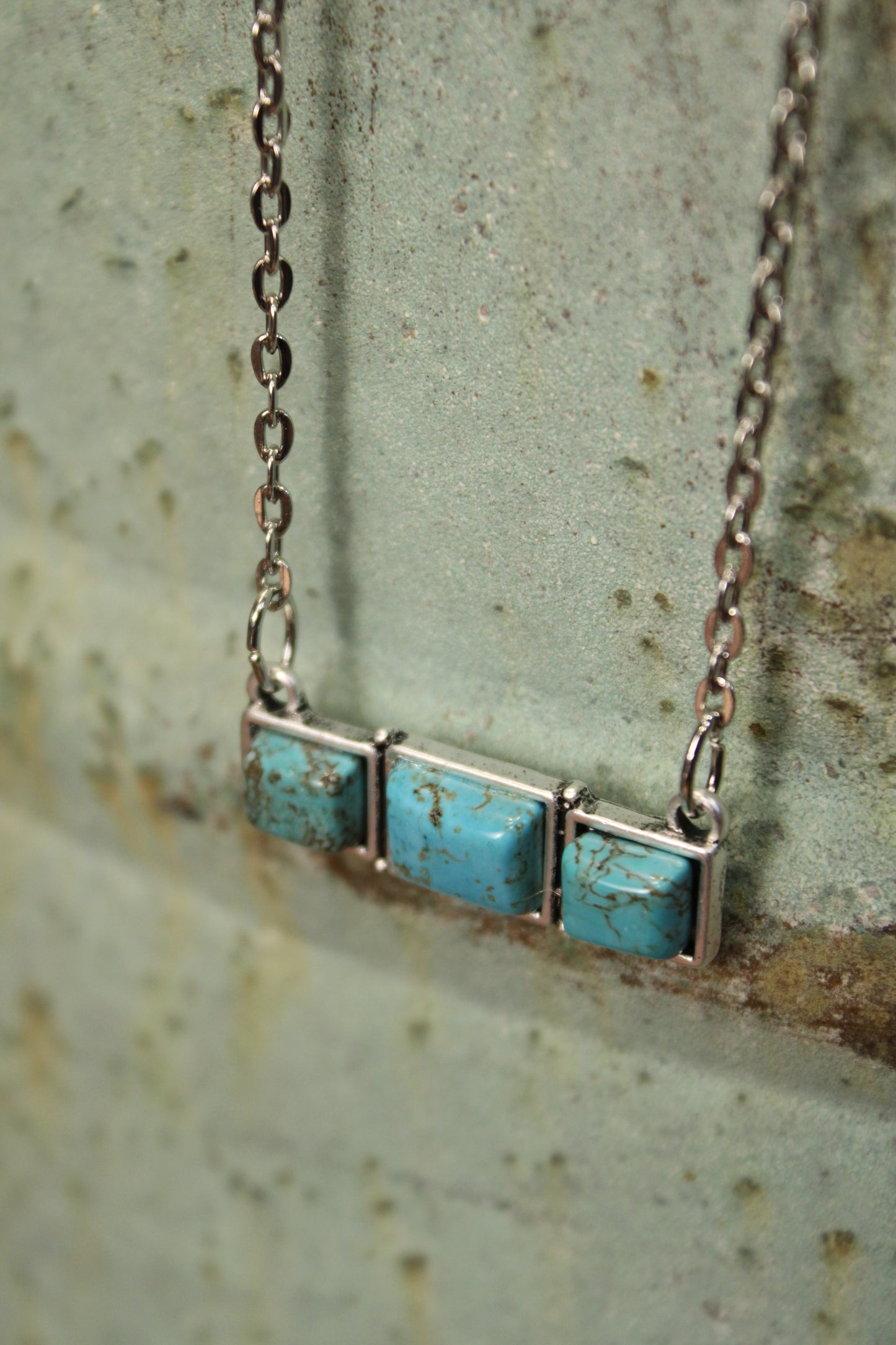 Oasis Bar Necklace