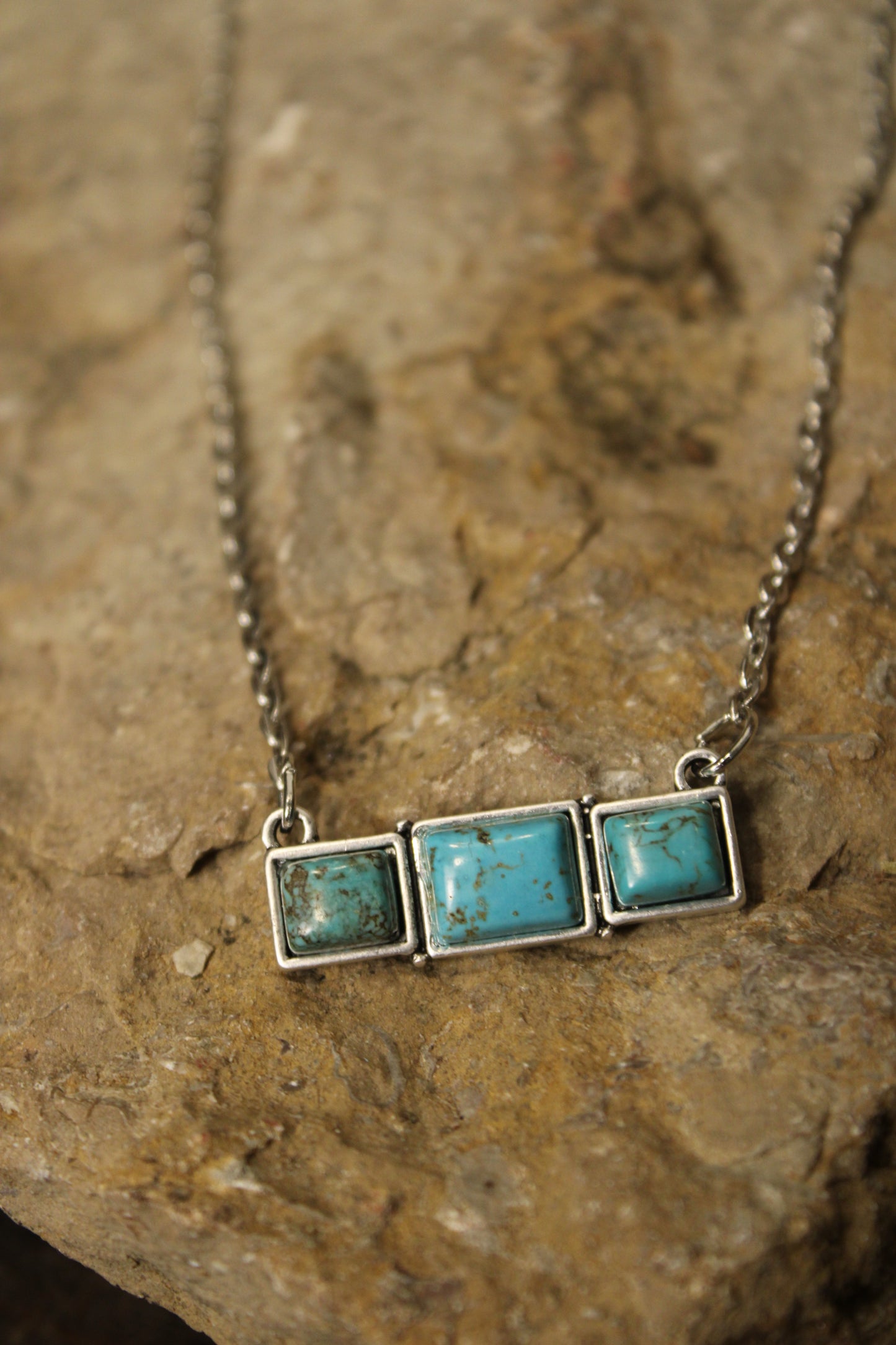 Oasis Bar Necklace