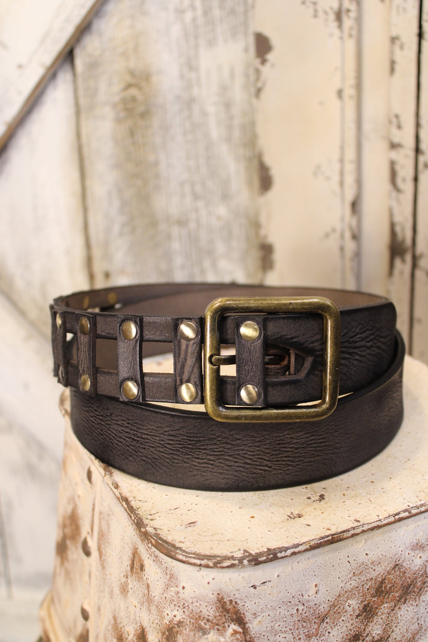 Picket Fence Charcoal Leather Belt