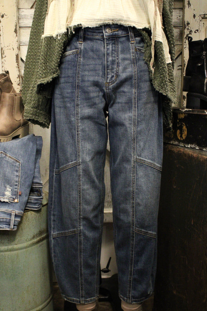 Honey High Rise Barrel Jeans