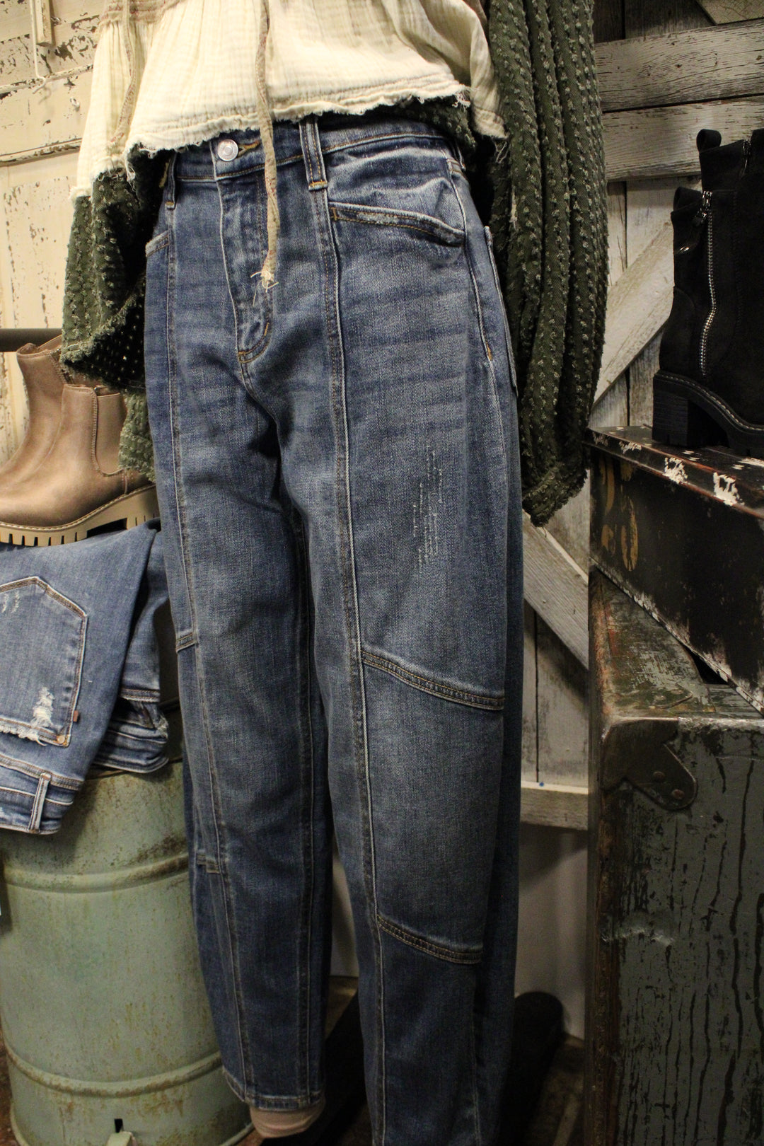 Honey High Rise Barrel Jeans