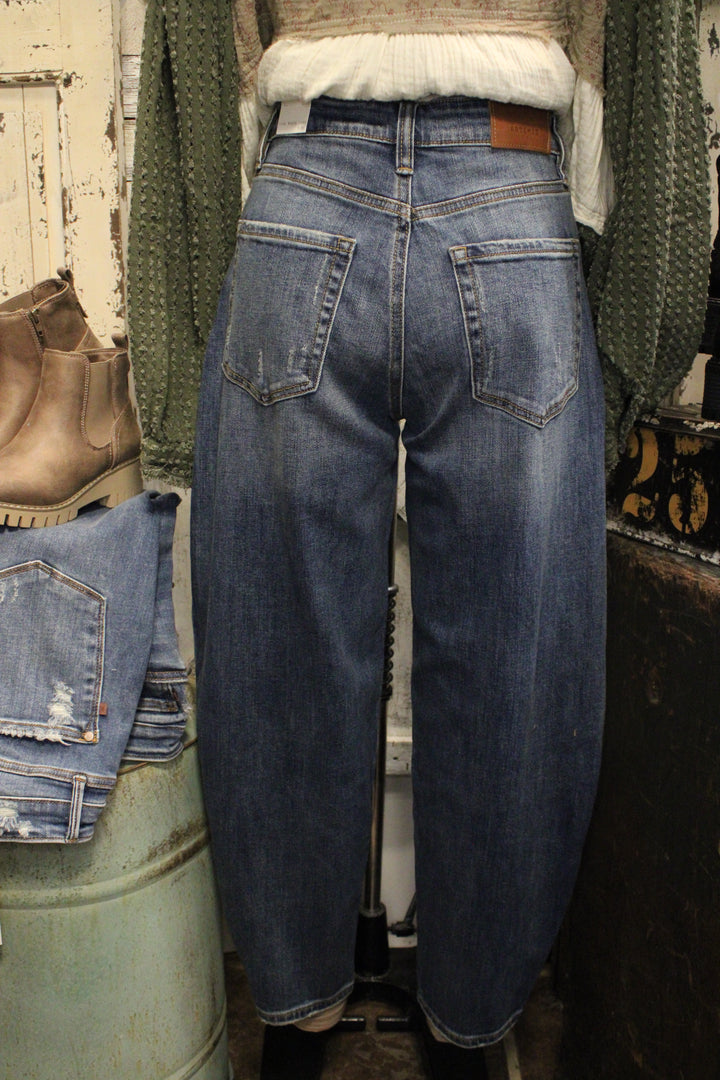 Honey High Rise Barrel Jeans