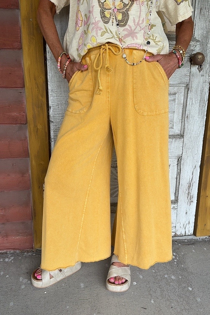 Kick Back Mustard Casual Pants