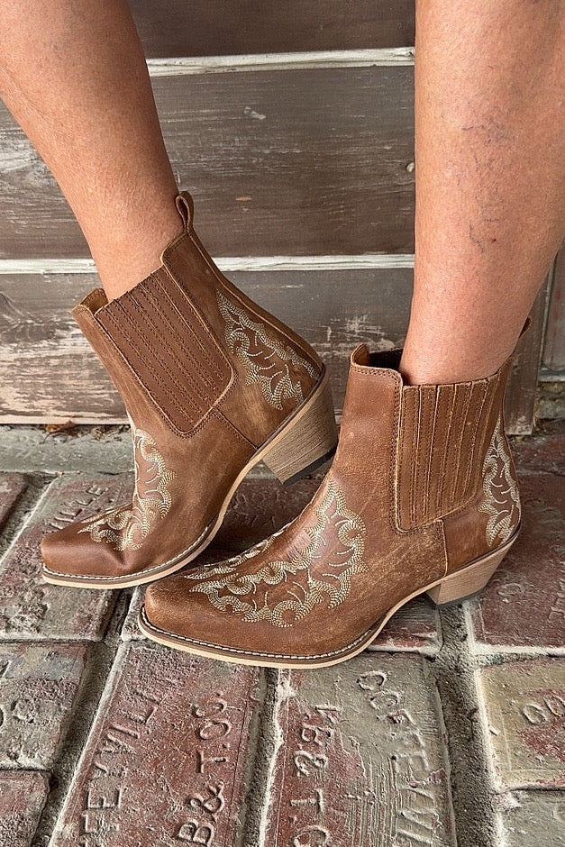 Canyon Brown Leather Bootie