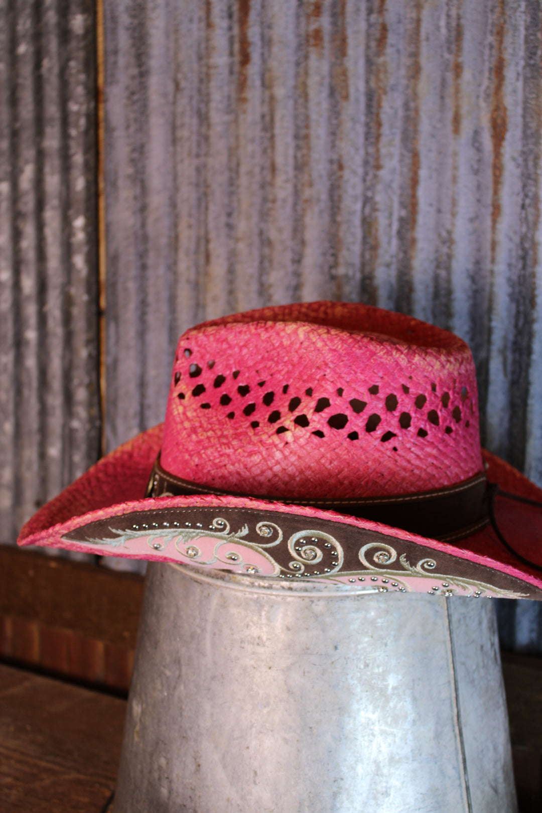 Fuchsia Frontier Cowgirl Hat