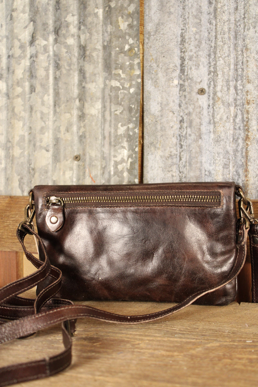 Bed|Stu Cadence Teak Rustic Handbag