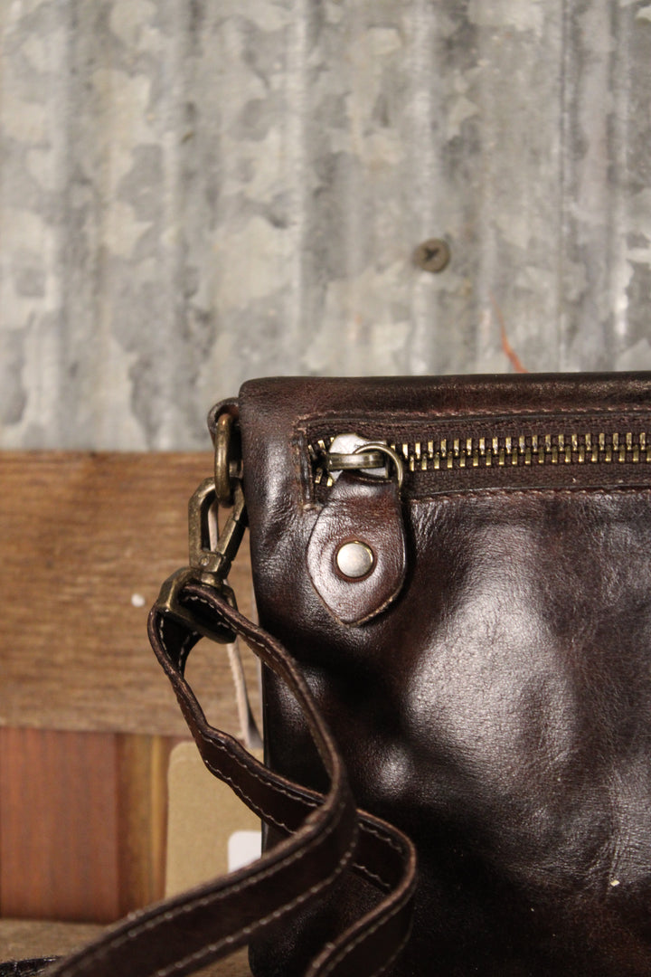 Bed|Stu Cadence Teak Rustic Handbag