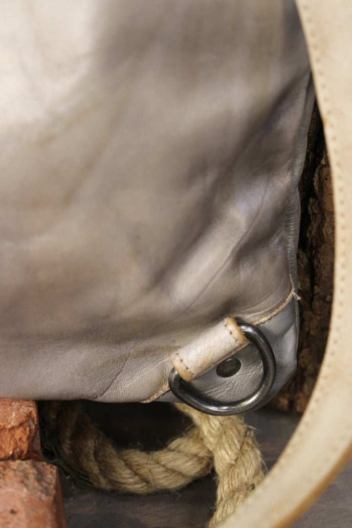 Bed|Stu Aiken Icicle Rustic Nectar Lux Handbag