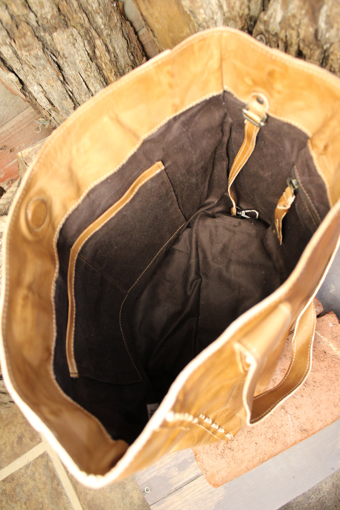 Bed|Stu Stevie Tan Rustic Handbag