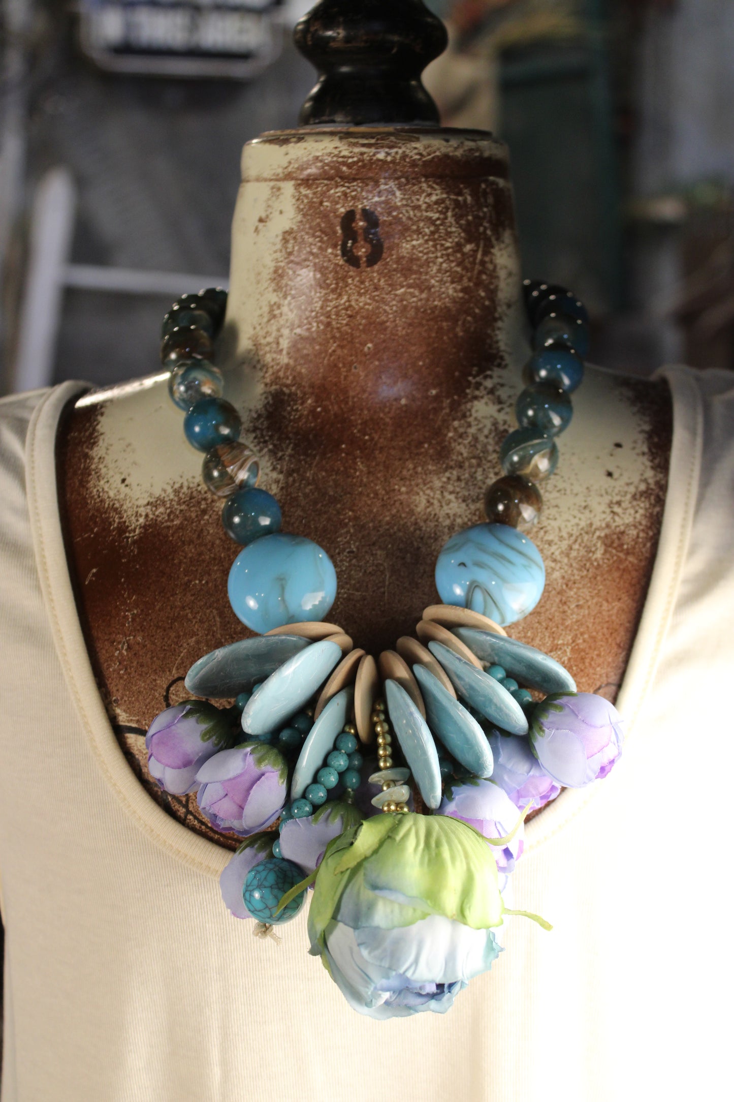 Chunky Rose Teal Necklace