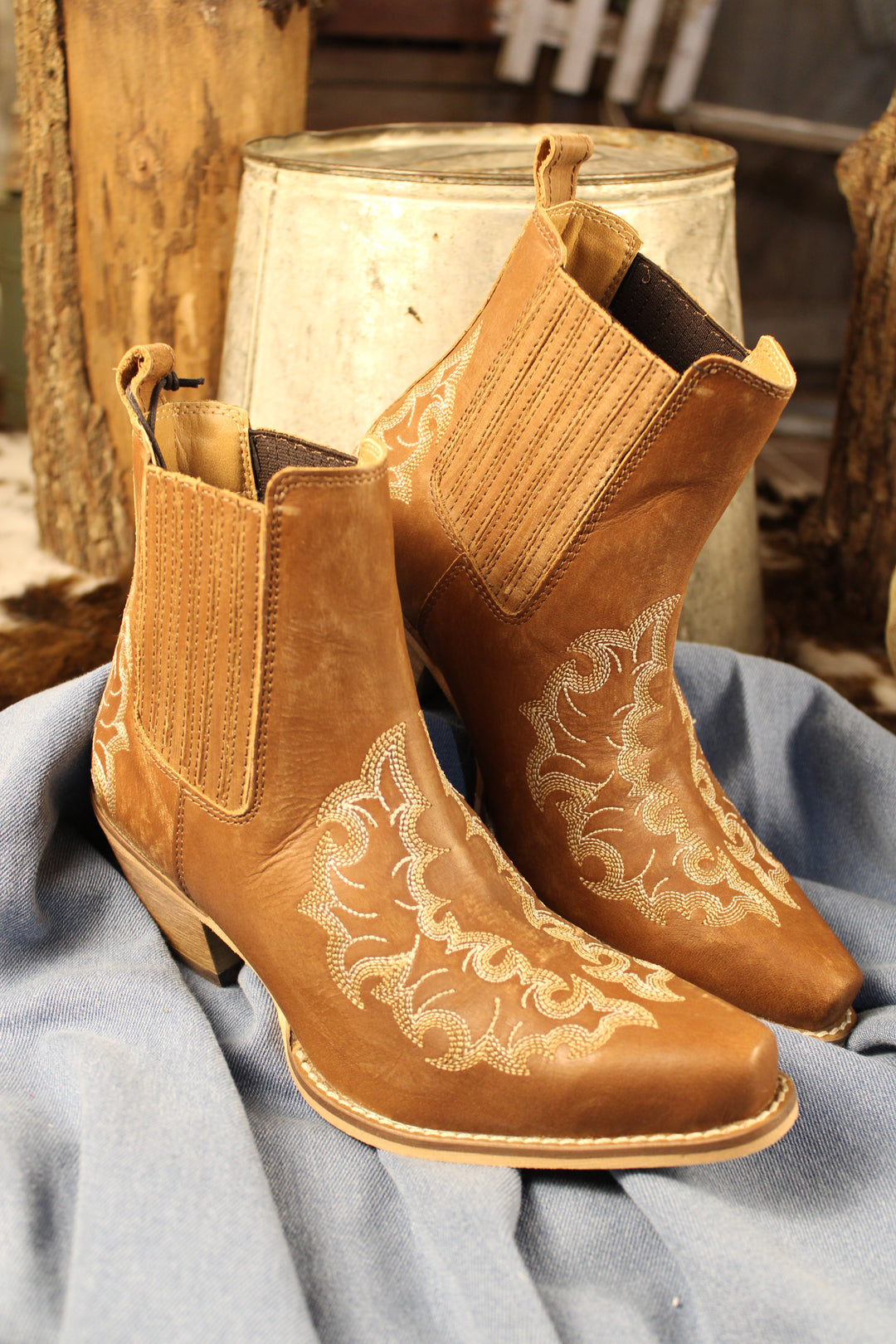 Canyon Brown Leather Bootie