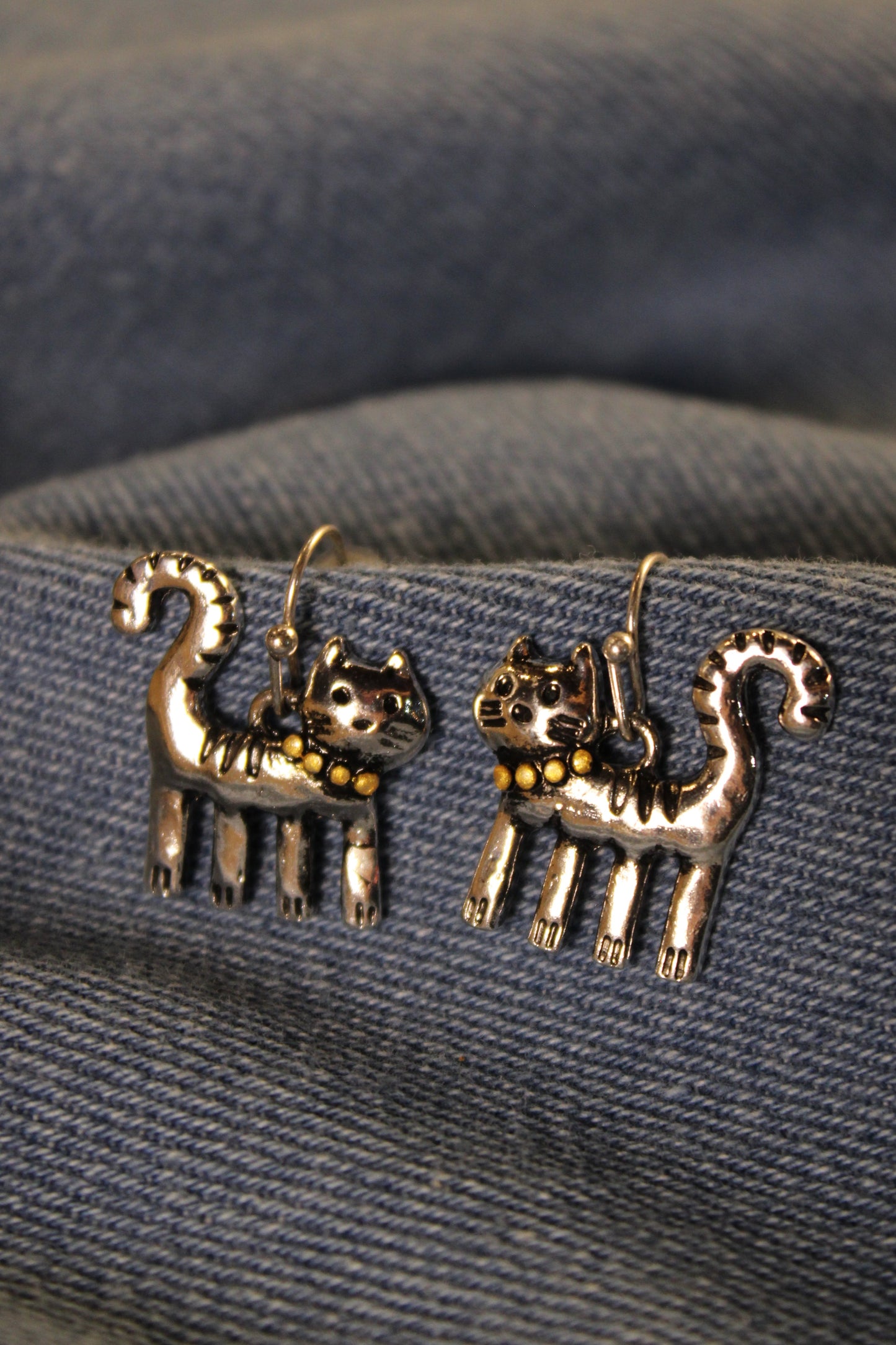 Purrfect Pose Silver Earrings