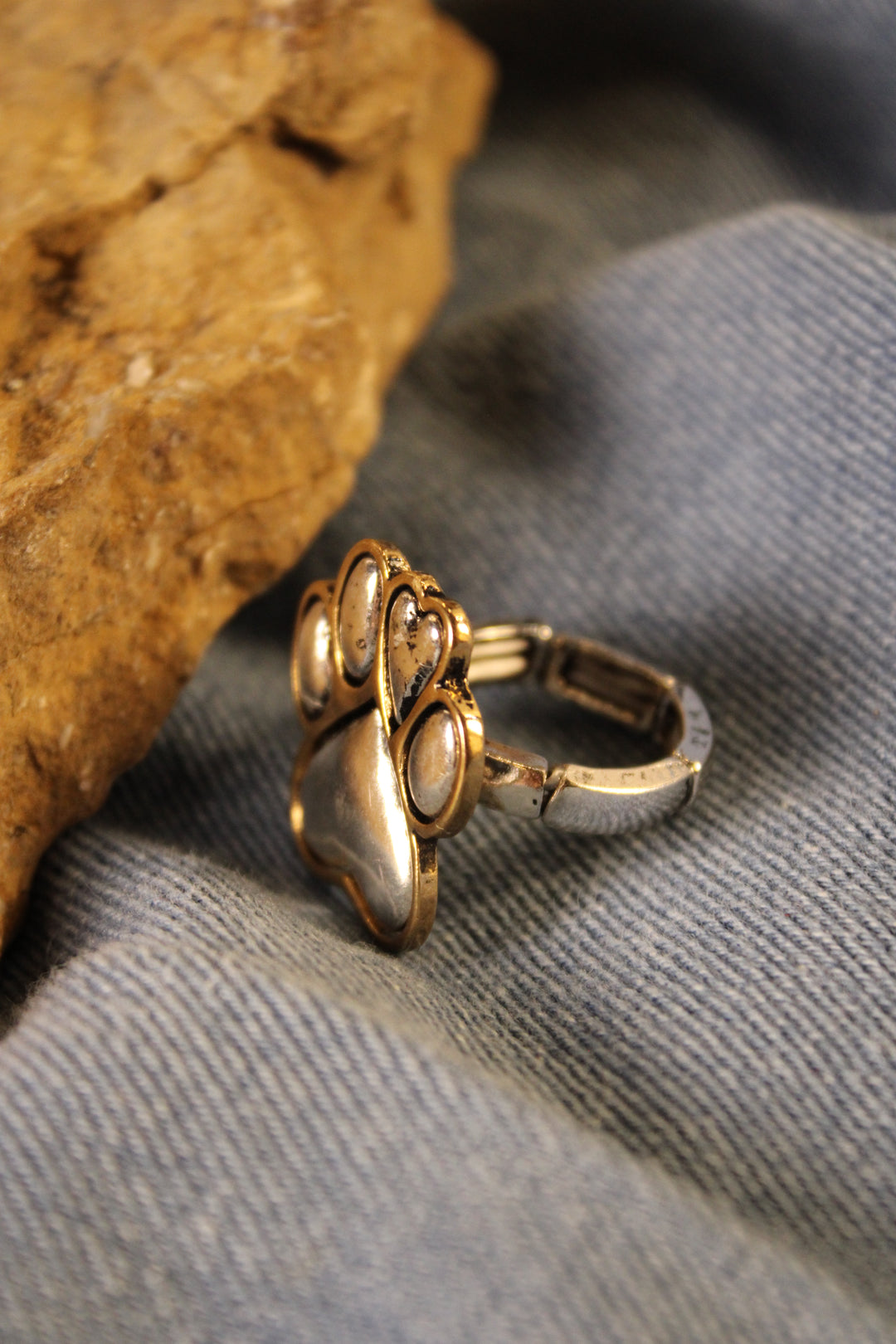 Gilded Pawprints Ring