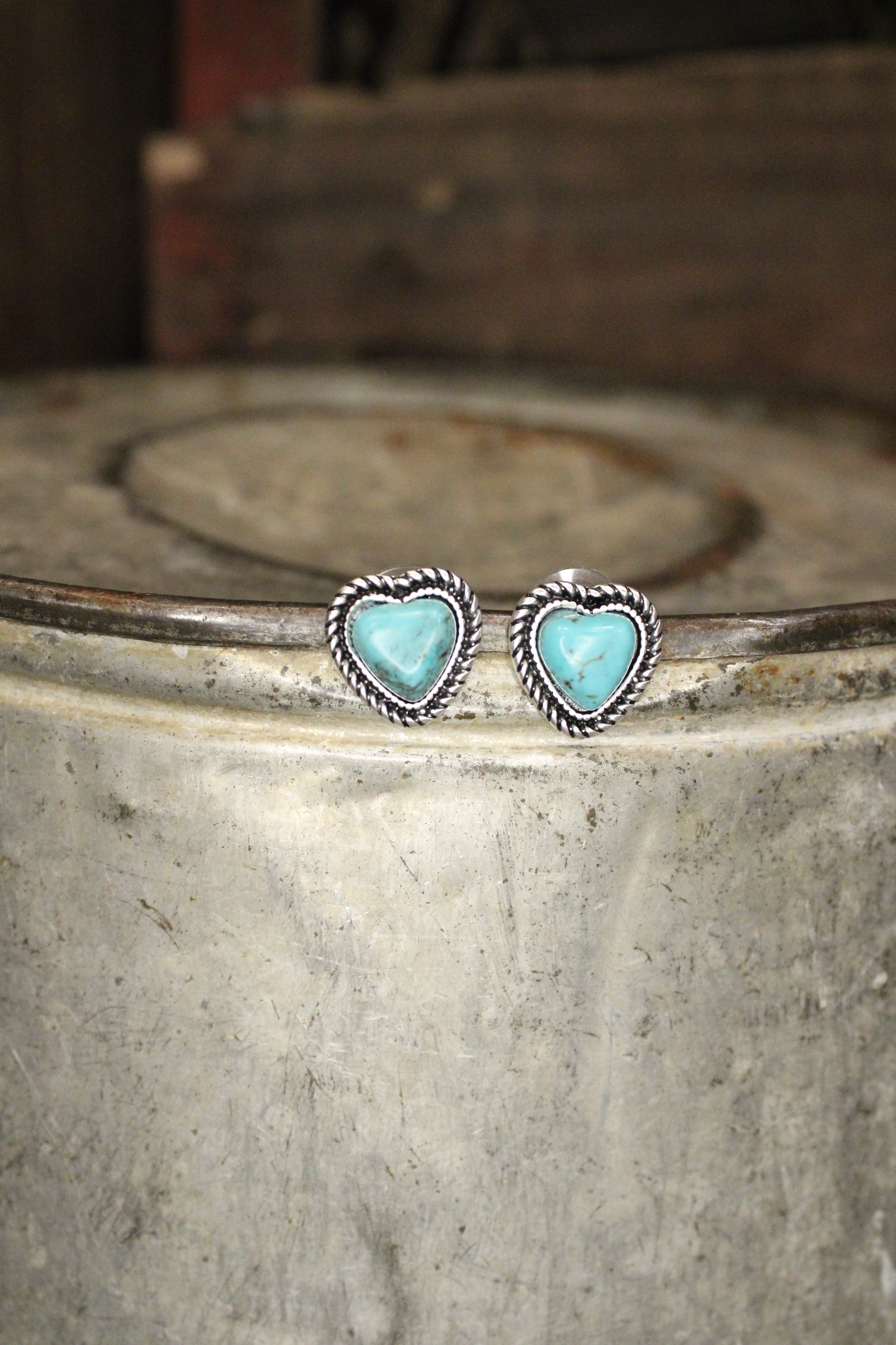 【PREEK】rough heart turquoise earrings PREEK】rough heart turquoise earrings PREEK】rough heart turquoise