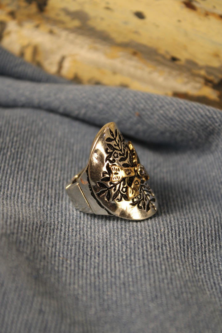 Gilded Harmony Arrow Ring