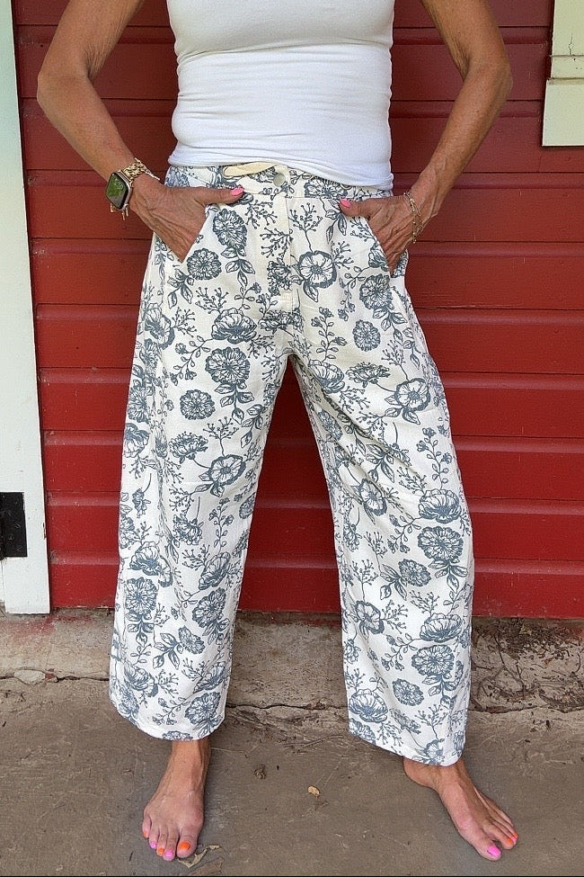 Vintage Vine Cropped Pants