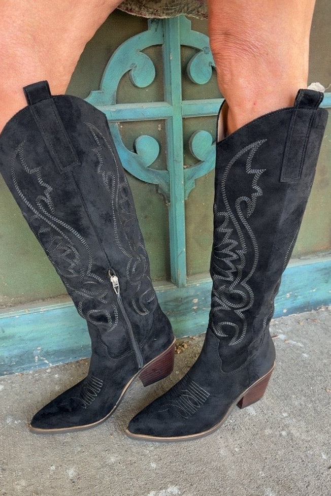 Giada Black Boots
