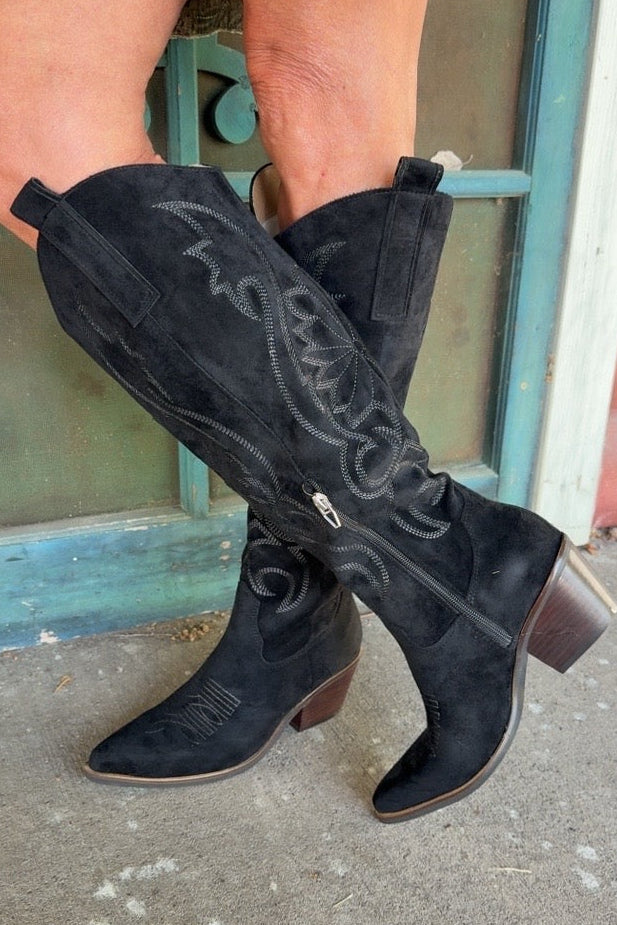 Giada Black Boots