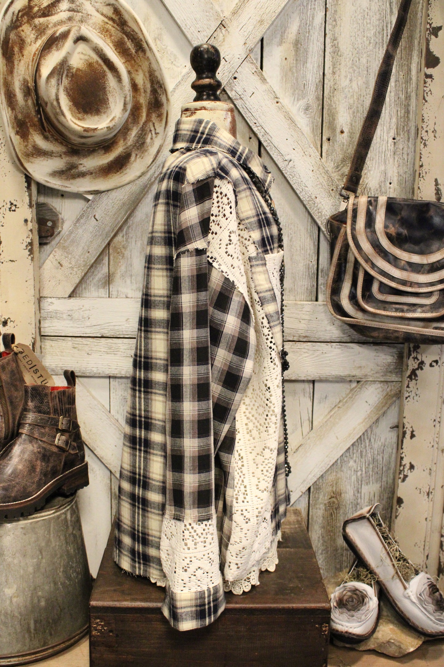 Charming Country Lace Navy And Black Plaid