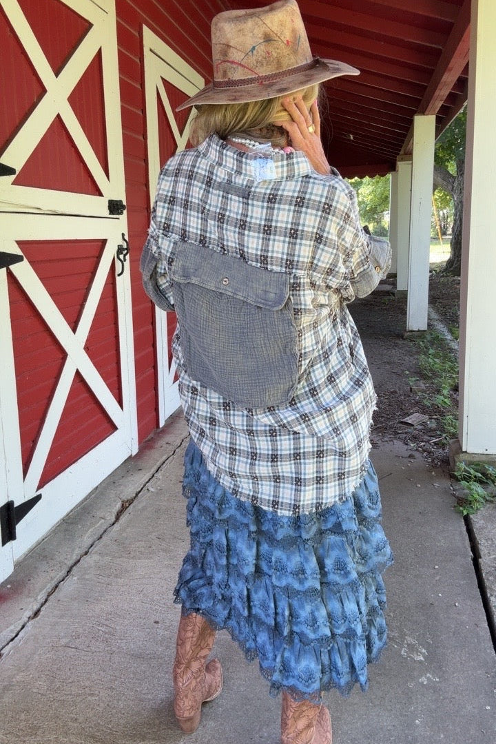 Plaids &amp; Pockets Shirt