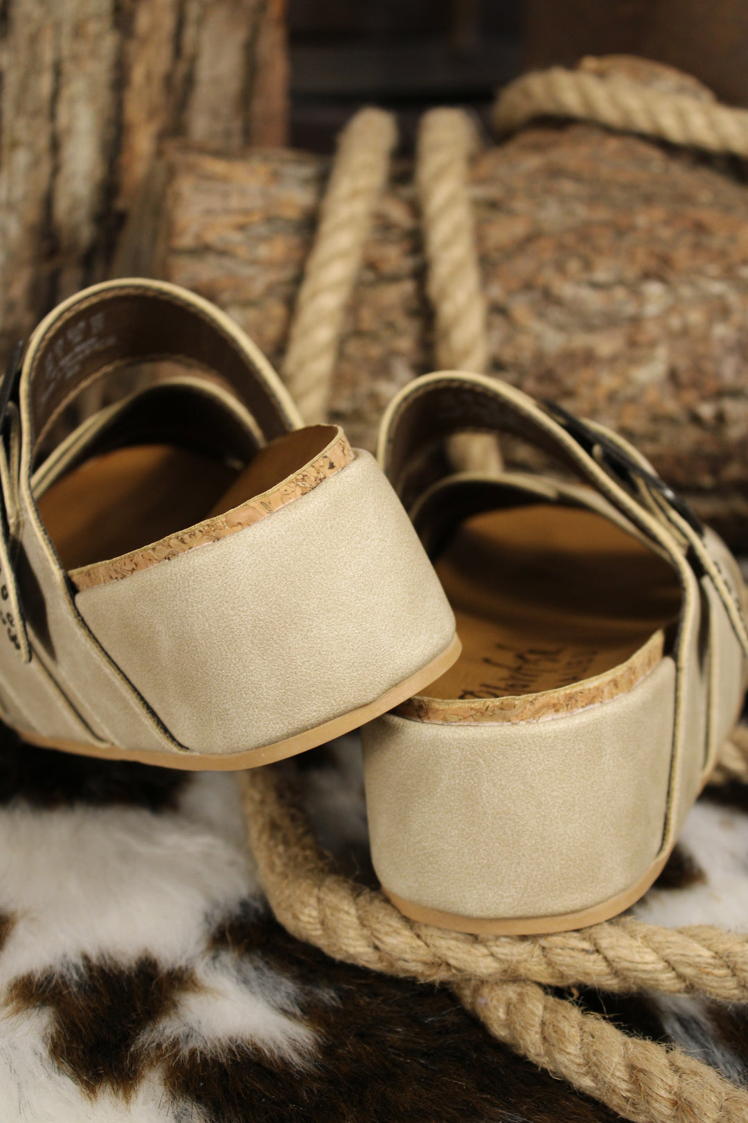 Iris Cloud Smooth Sandals