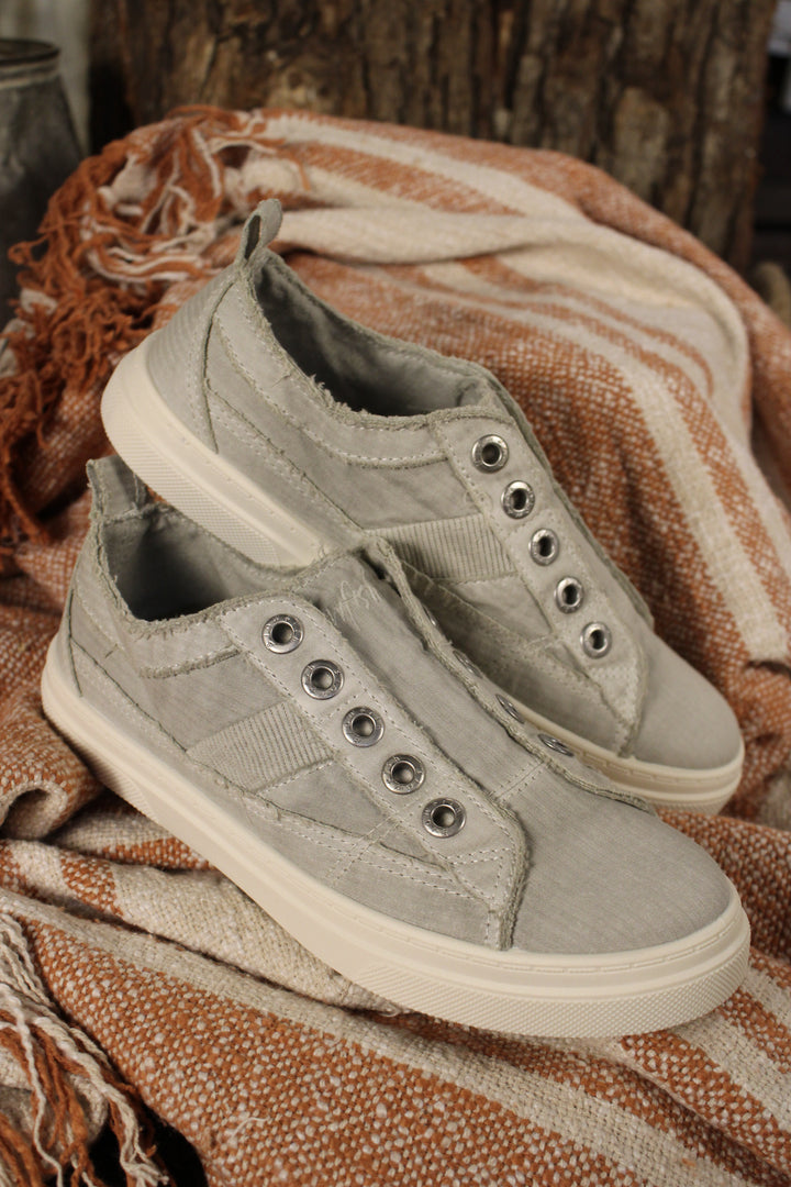 Hangout Washed Grey Sneakers
